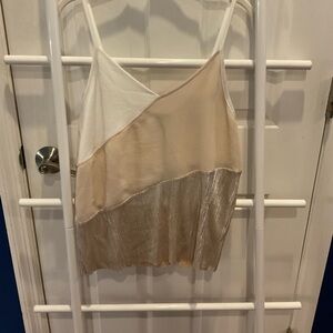 Elegant Women's Colorblock Top NWT 557